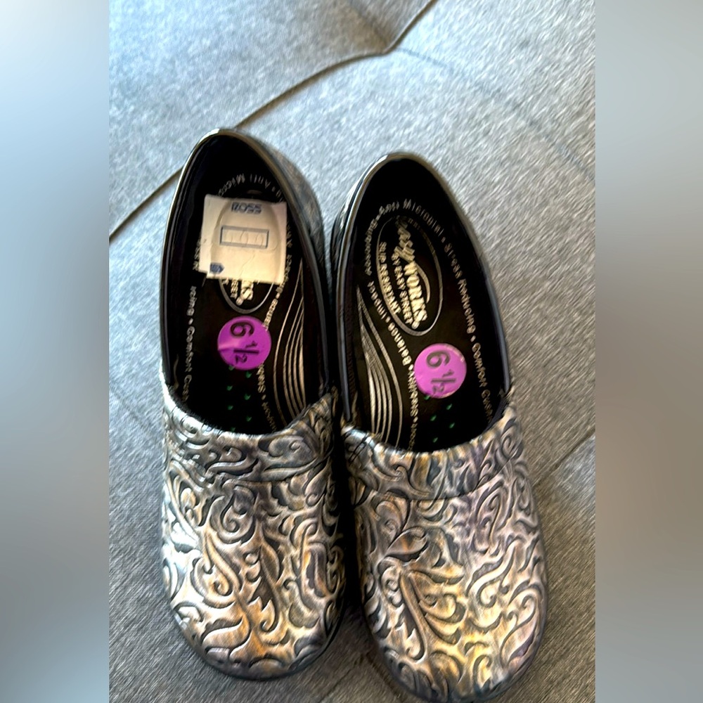 Easy work women shoes
